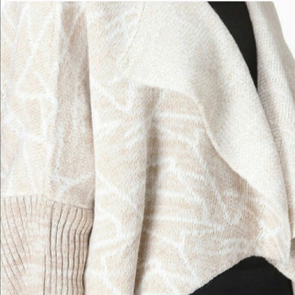 On hold - Picture 3 of 3