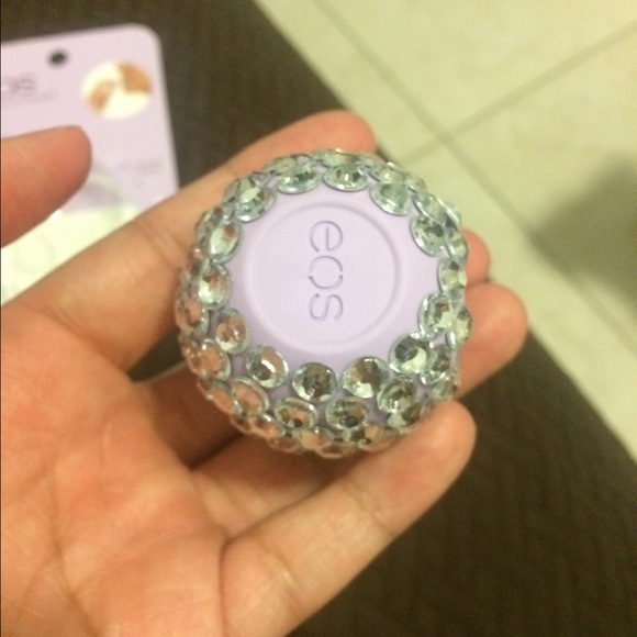 EOS BLING LIP BALM