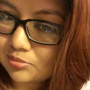 Meet your Posher, Alejandra