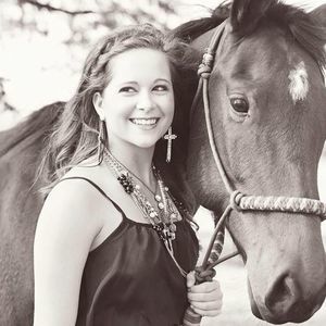 Meet your Posher, Madeline