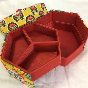 Vera Bradley Jewelry Case