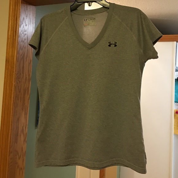 Under Armour dri-fit V-neck top