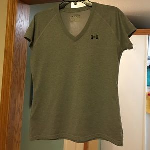 Under Armour dri-fit V-neck top