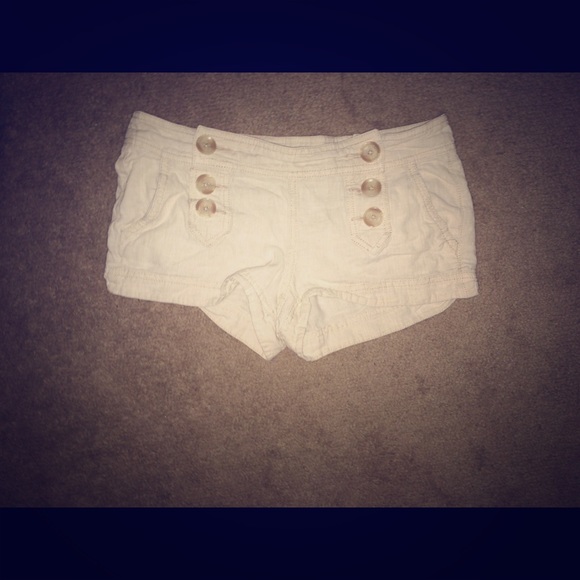 Express shorts. Gently worn. - Picture 1 of 3