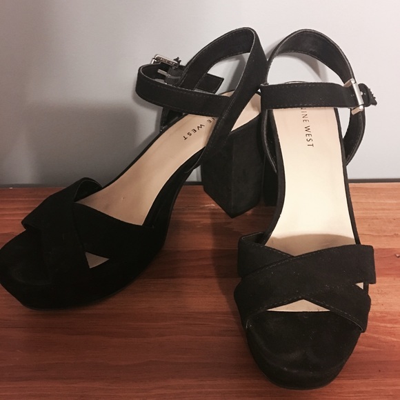 Nine West Black Heels size 7.5 - Picture 2 of 2
