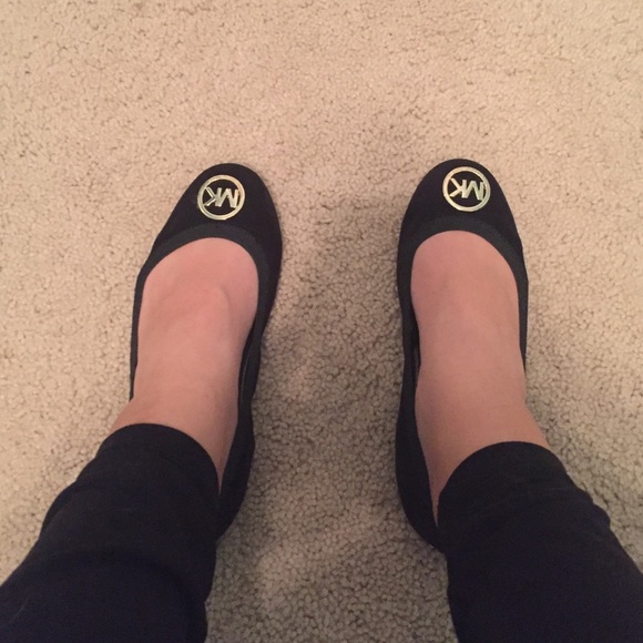 michael kors black and gold flats