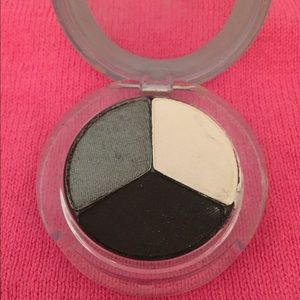 PUR Eyeshadow Trio in Rock Goddess