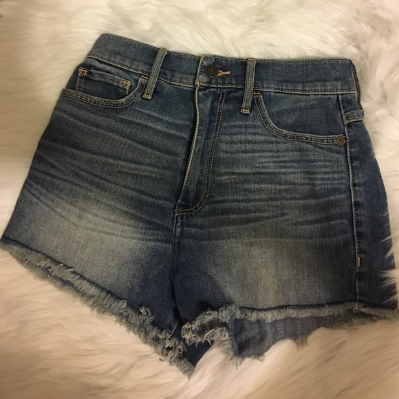 New Abercrombie & Fitch high waisted jean shorts