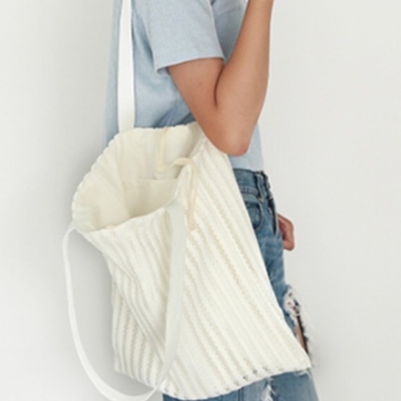 💖‼️SALE‼️👝 Lace Tote Bag💗 37cm x 32cm - Picture 3 of 7