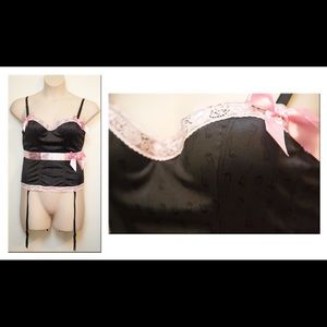 Torrid Rock & Roll Corset Size 2