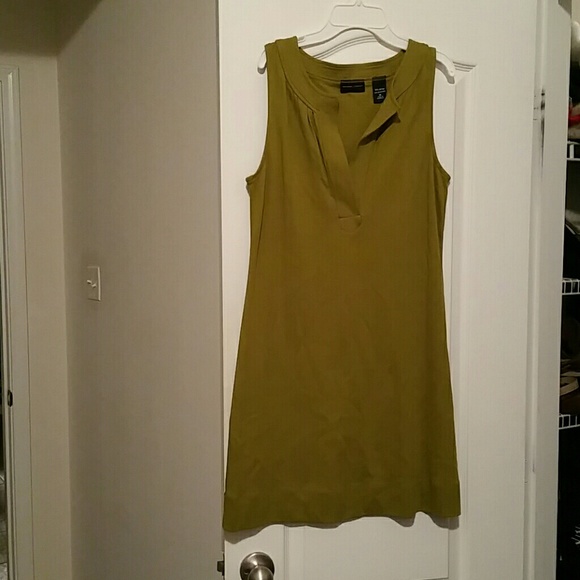 Short dress