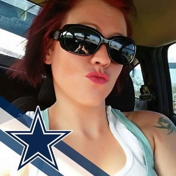 Meet your Posher, Tia