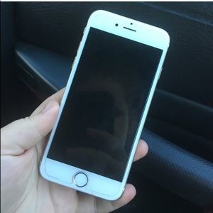 🔥SOLDD🔥iPhone 6 Gold 16 gb Unlocked