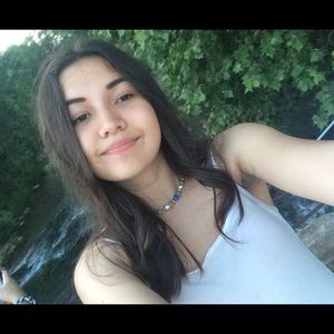 Meet your Posher, Karina