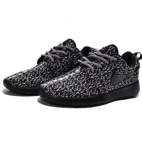 Nike Roshe Run Yeezy Customs