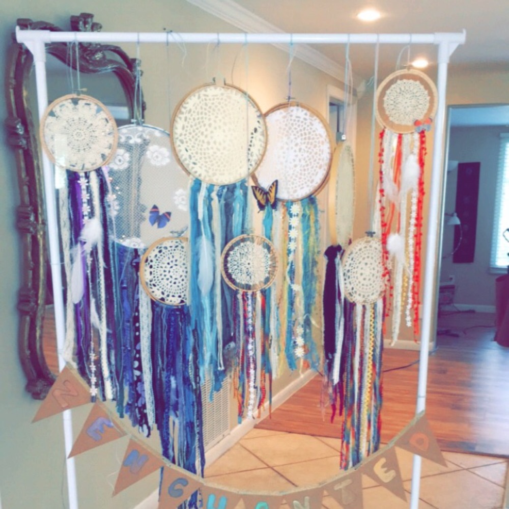 Handmade Doily DreamCatcher ~ Magic  / Lace