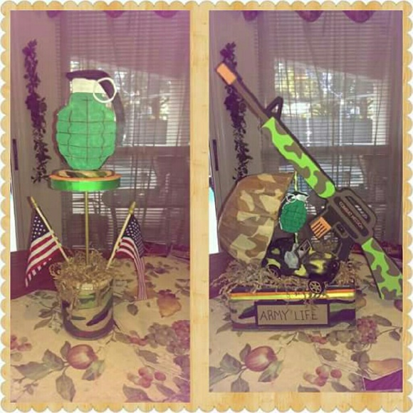 Army centerpiece - Picture 1 of 1
