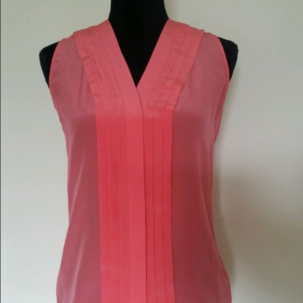 Banana republic coral 100% silk blouse size 8