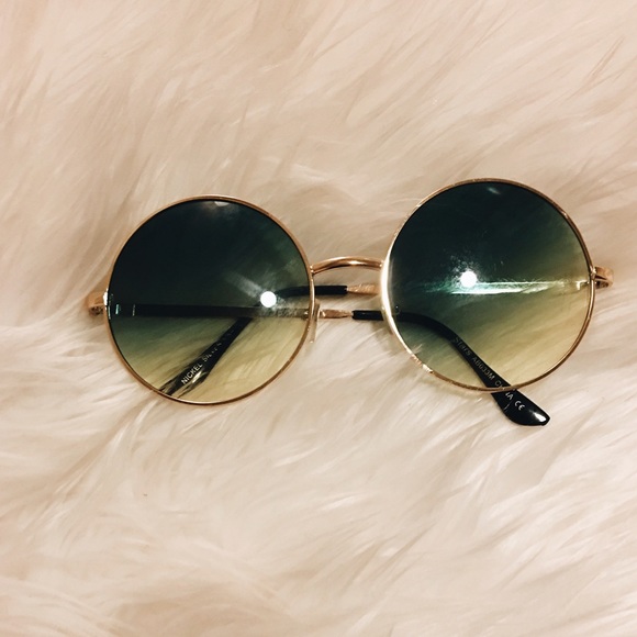 Reserved for Jamie 💖