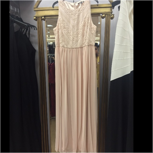 Gianni Bini blush maxi