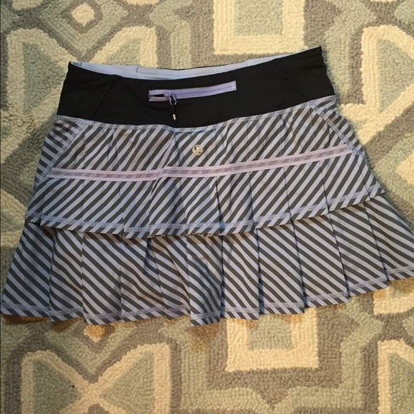 NOT FOR SALE Lulu Polar Haze Pace Setter Skirt - Picture 2 of 4