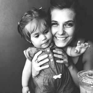 Meet your Posher, Alexis