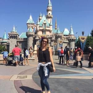 Meet your Posher, Nicole