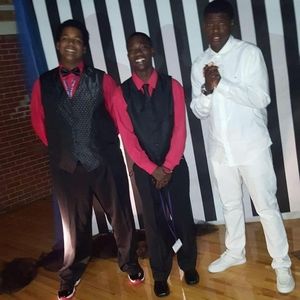 Meet your Posher, Thomas