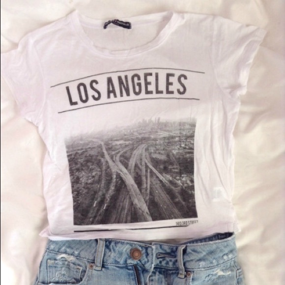 Brandy Melville Los Angeles crop top