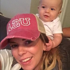 Meet your Posher, Mallory