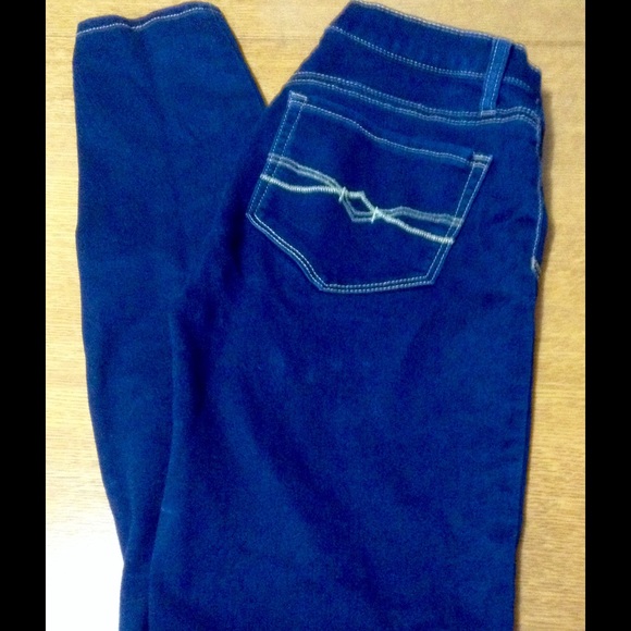 SOLD Mudd Skinny Jeans Size 3 Dark Wash - Picture 2 of 4