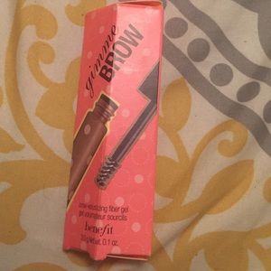 Benefits : Gimme Brow!!