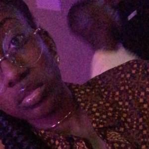 Meet your Posher, Elsacoya