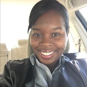 Meet your Posher, Regina