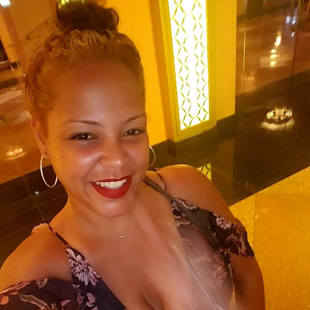 Meet your Posher, Krystle