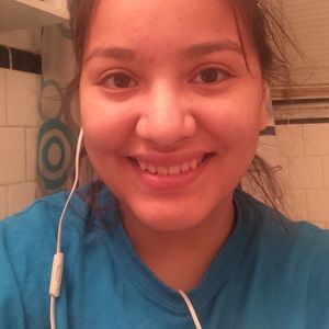 Meet your Posher, Brittany