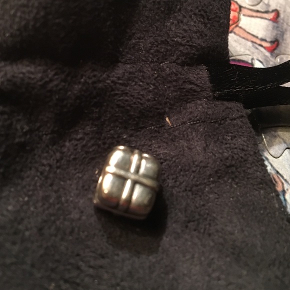 Pandora Present - Picture 4 of 4