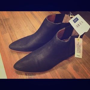 Gap Chelsea Ankle Boots 6.5