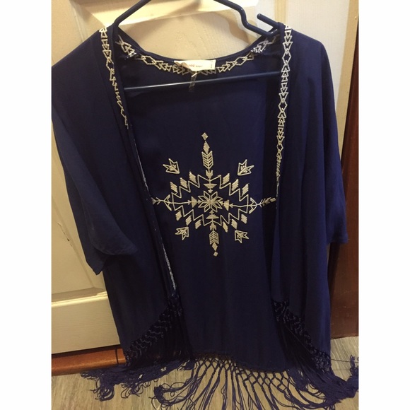Fringe wearable