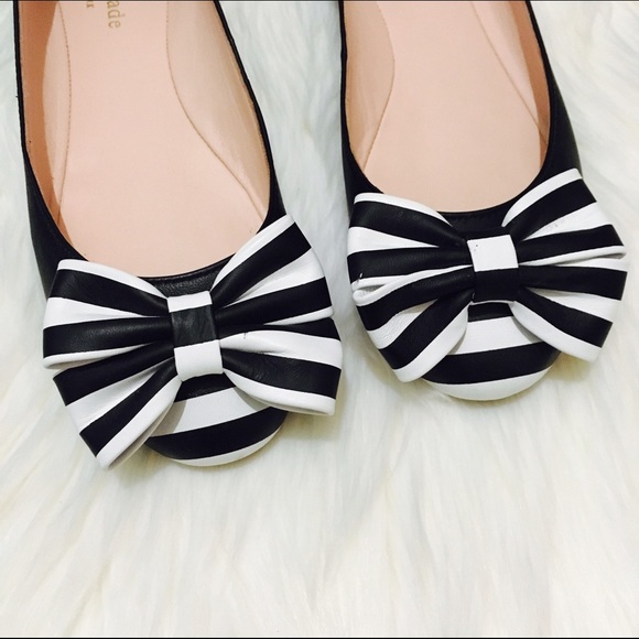 Kate Spade Wallace Flats - Picture 2 of 4