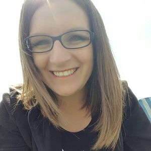 Meet your Posher, Casey