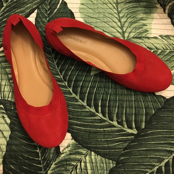 Banana Republic Abby flat