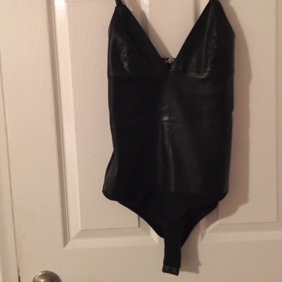 Body suit  the back is mesh ❌no trades !!!❌