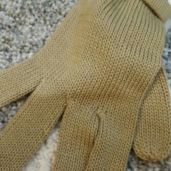 🚨LAST DAY🚨 Michael Kors gloves - Picture 3 of 4