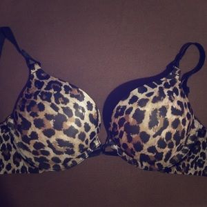 Victoria Secret bombshell