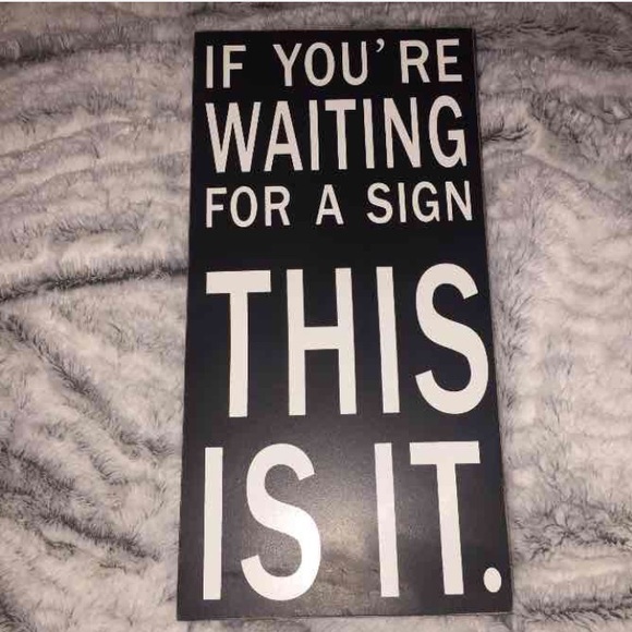 WALL SIGN- PRICE NEGOTIABLE - Picture 1 of 4