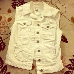 Guess white vest