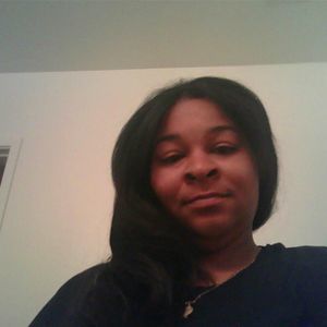 Meet your Posher, Yolanda