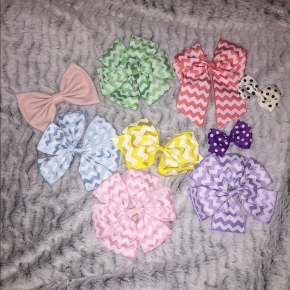 Bundle of Bows - Picture 1 of 1