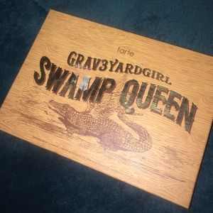 Tarte swamp queen pallet